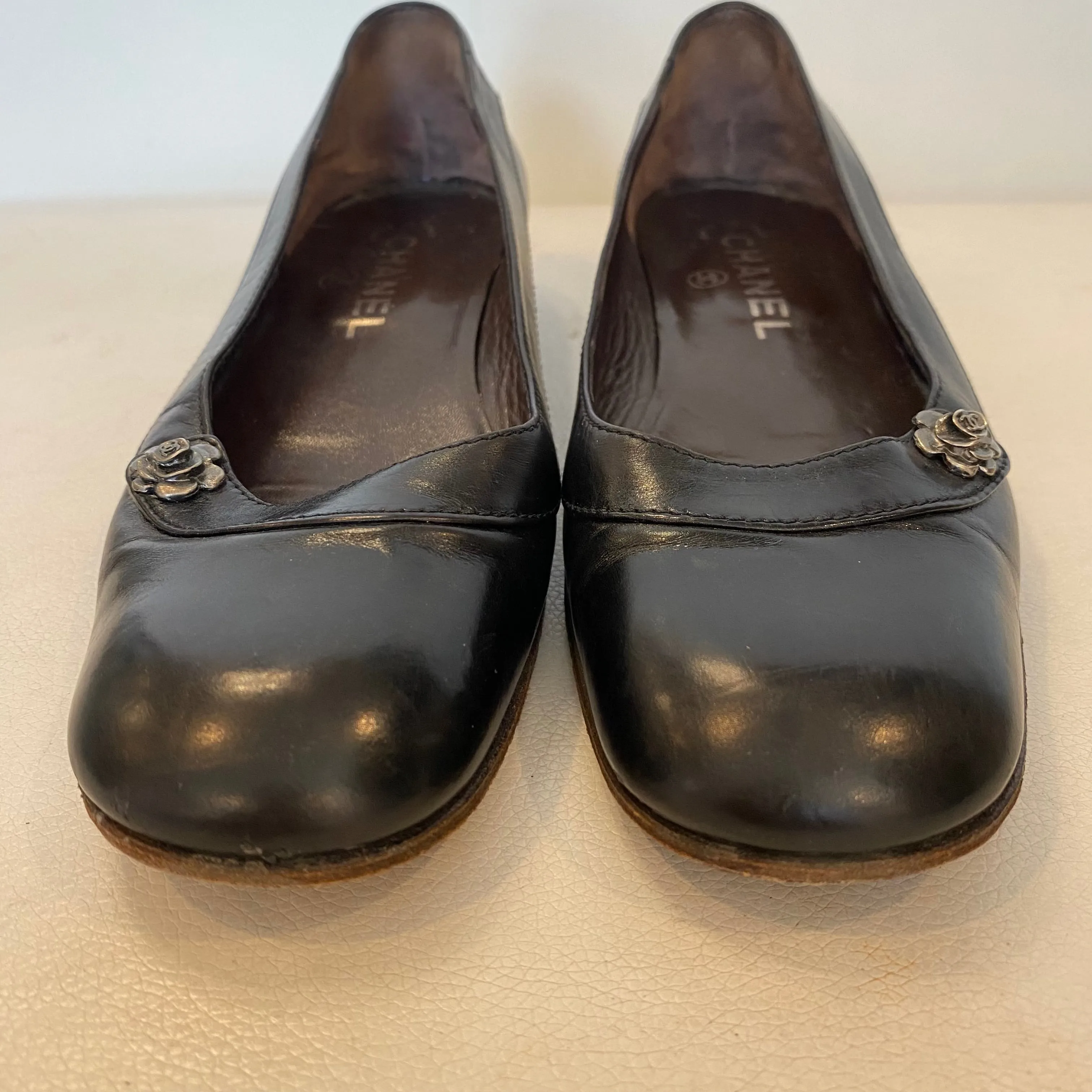 CHANEL Flats Black Size 37
