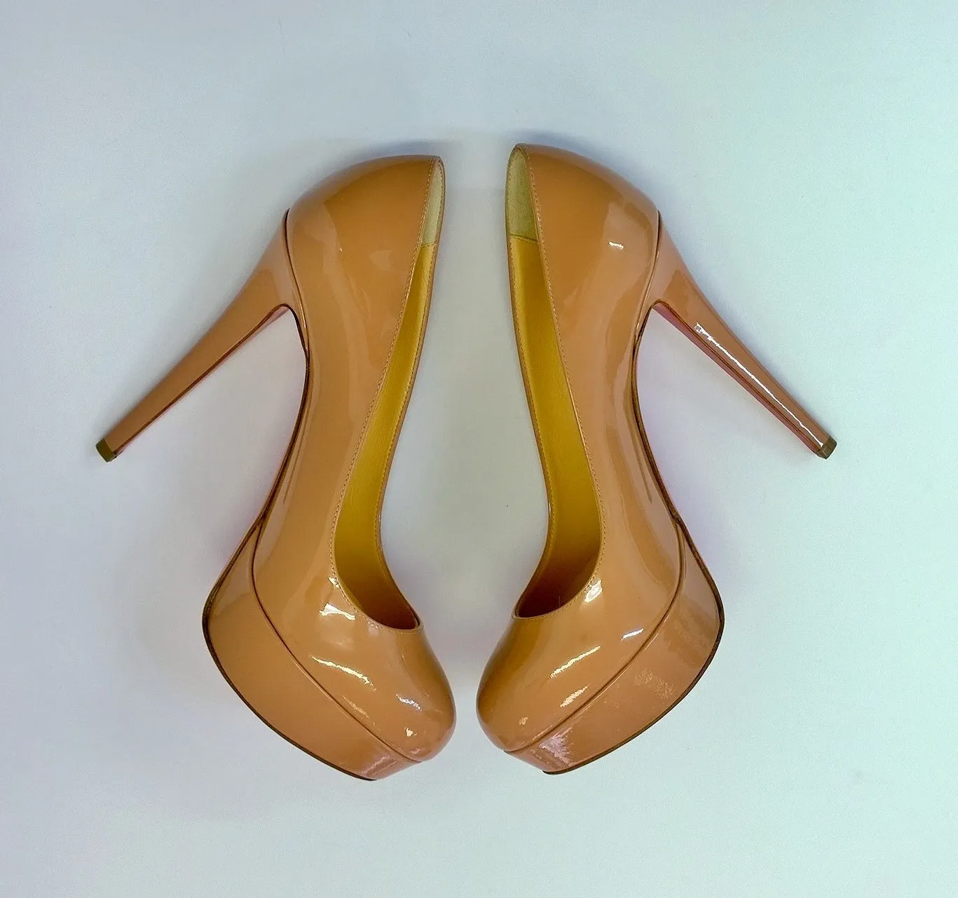 Christian Louboutin Bianca 140 Nude Patent Platform Heels