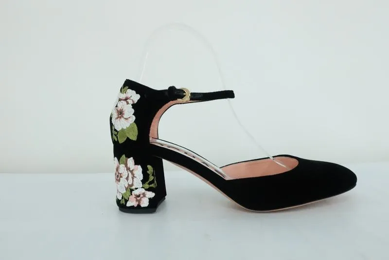 Rochas Mary Jane Pumps Black Floral-Embroidered Velvet Size 38 Ankle Strap Heel